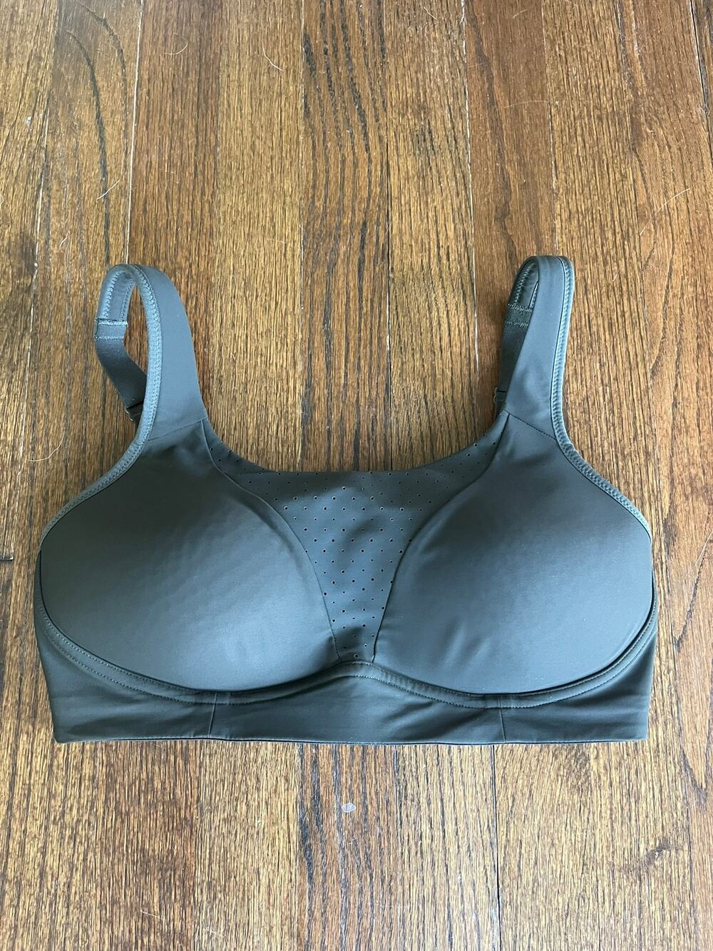 Lululemon Run Times Sports Bra 34DD Green